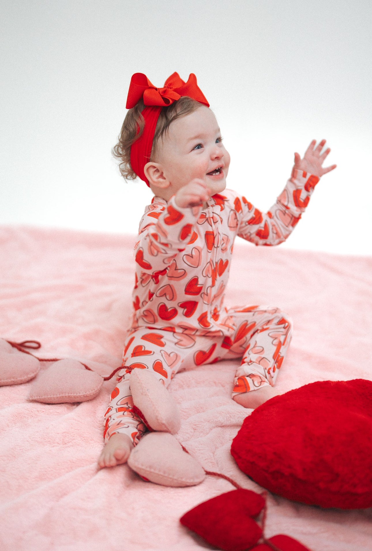 Hearts & Hugs | Ruffle Zippy