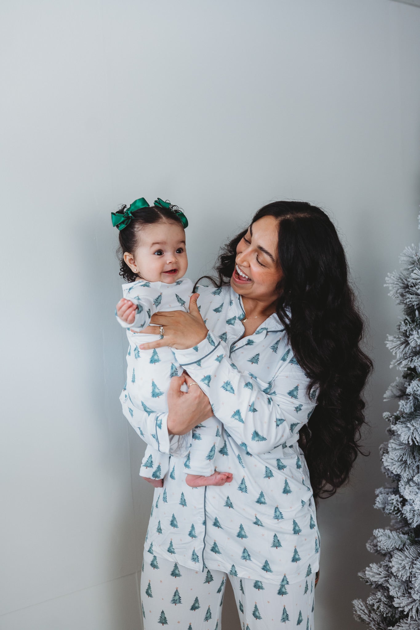 Twinkling Trees | Women's Long Sleeve Set